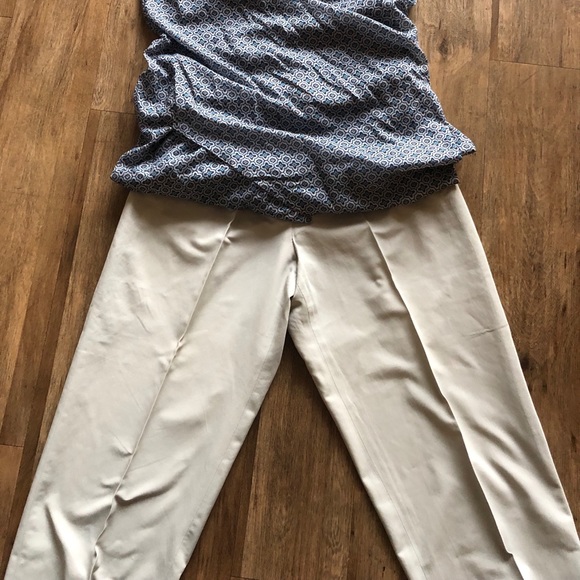 Ladies 2-Piece Long Jacket & Cropped Pant Suit - Picture 2 of 8